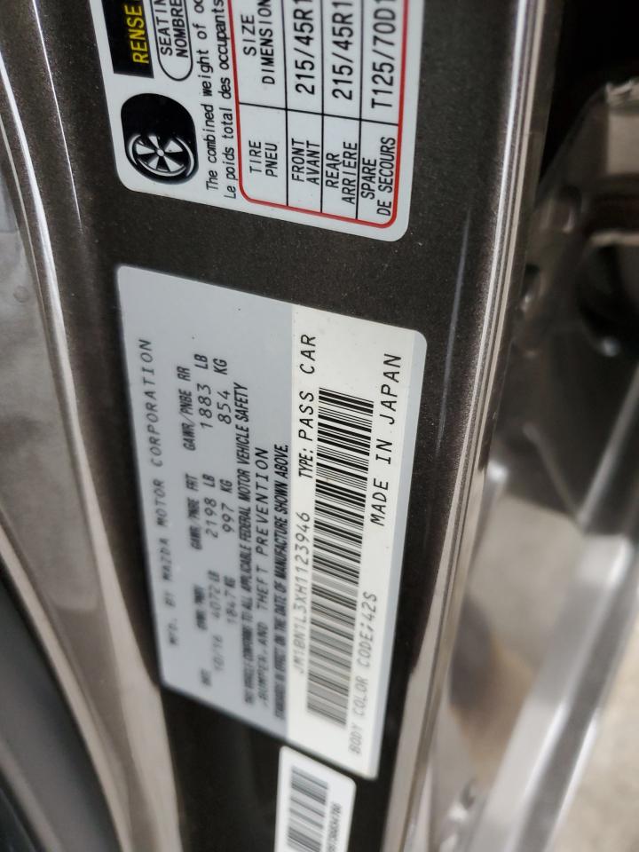 2017 Mazda 3 Touring VIN: JM1BN1L3XH1123946 Lot: 82250335