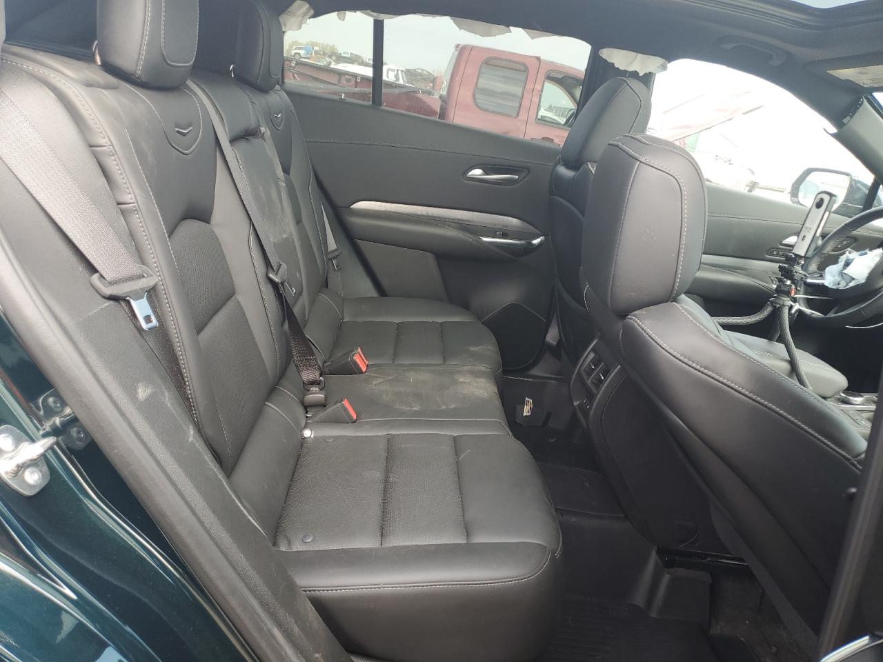 2024 Cadillac Xt4 Premium Luxury VIN: 1GYFZDR44RF190516 Lot: 86704425