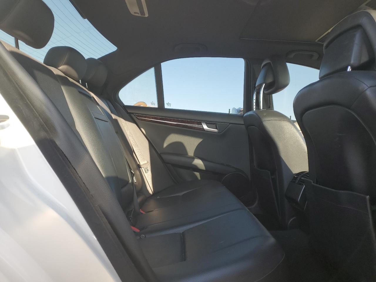 2014 Mercedes-Benz C 250 VIN: WDDGF4HBXER306948 Lot: 82673395