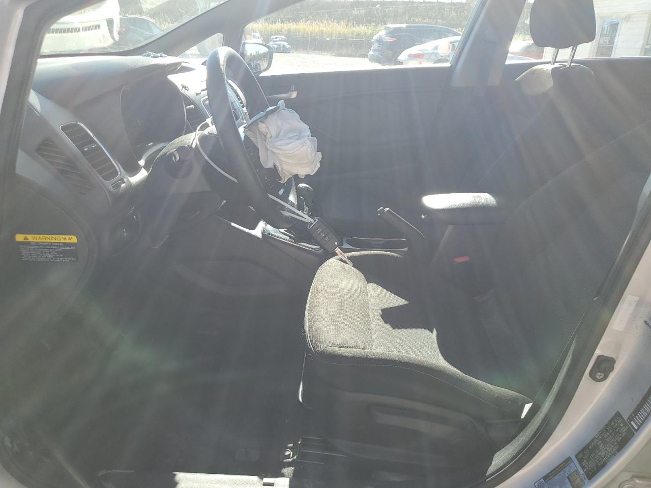 2018 Kia Forte Lx VIN: 3KPFK4A7XJE208063 Lot: 82446465