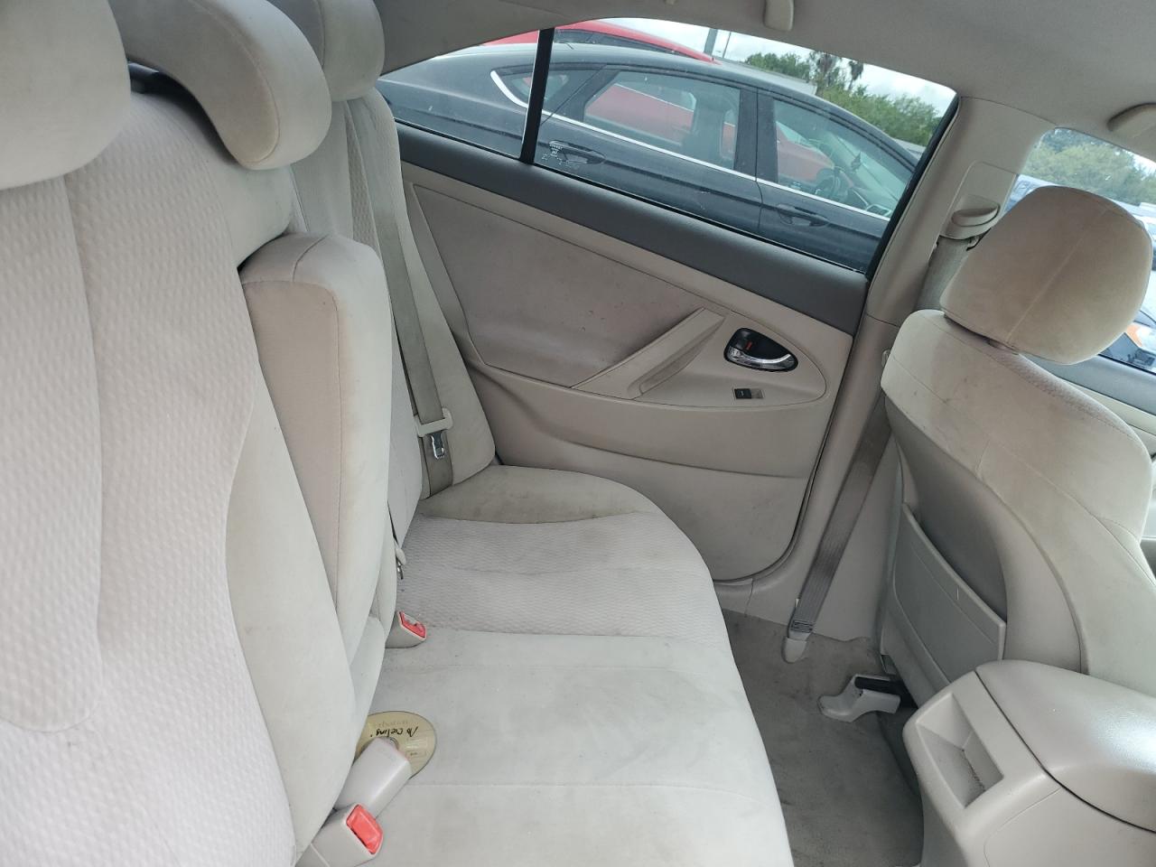 2011 Toyota Camry Base VIN: 4T1BF3EK6BU583992 Lot: 85929095