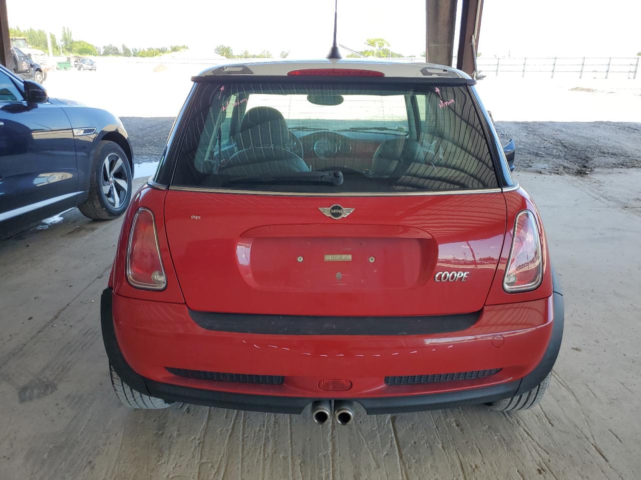 2006 Mini Cooper S VIN: WMWRE335X6TJ34052 Lot: 82626565