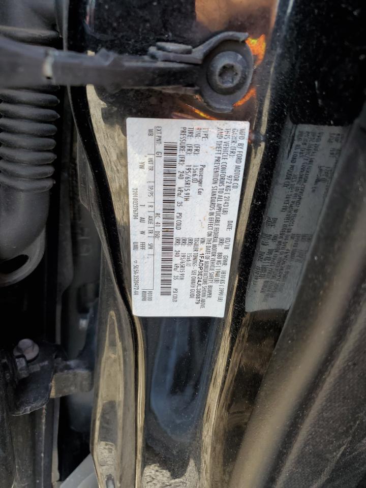 2018 Ford Focus S VIN: 1FADP3E24JL300879 Lot: 81851495