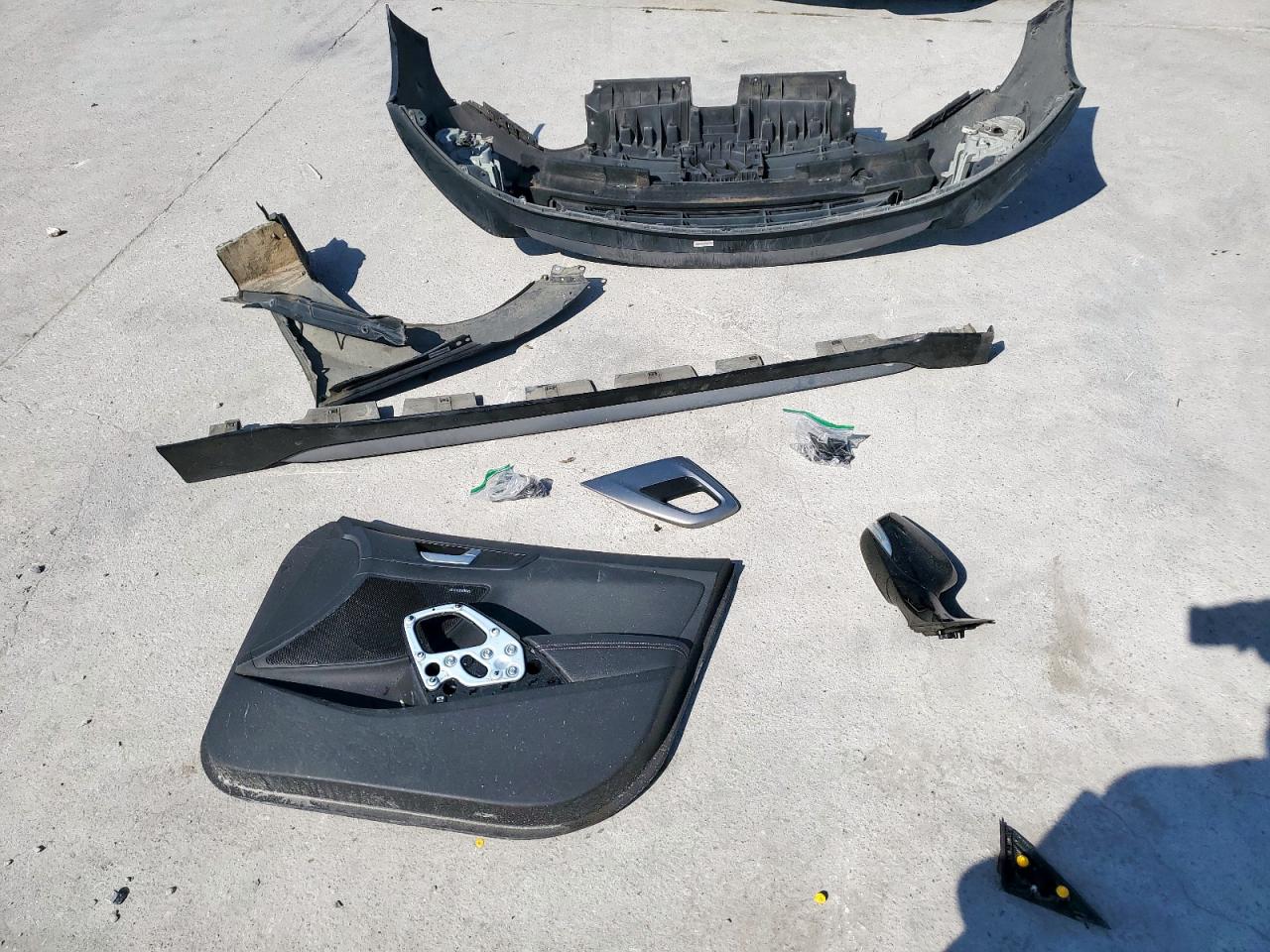 2013 Hyundai Veloster Turbo VIN: KMHTC6AE6DU161738 Lot: 85940505