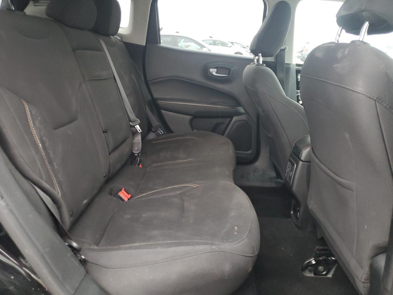 2019 Jeep Compass Sport VIN: 3C4NJCAB4KT727300 Lot: 90246275