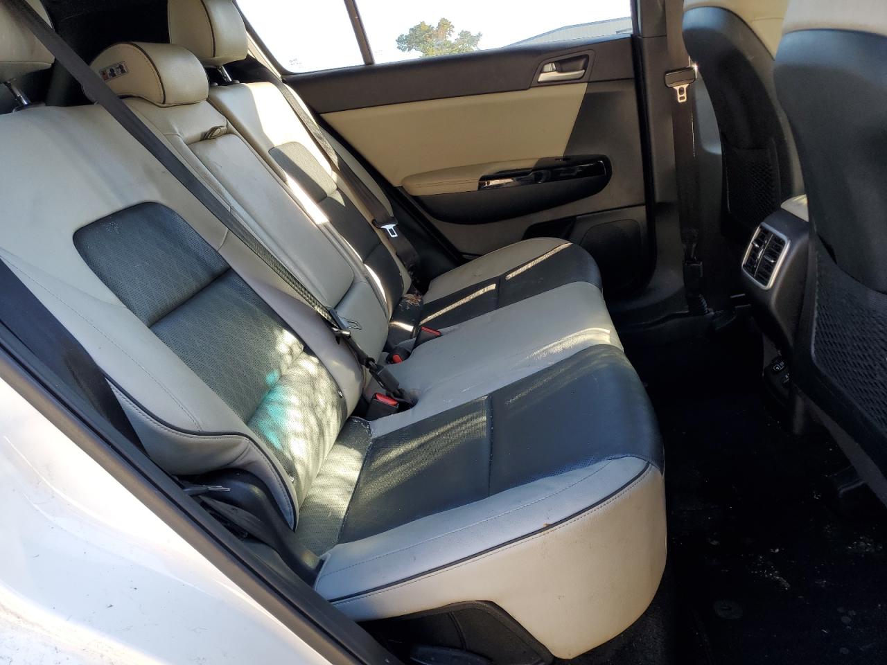 2019 Kia Sportage Ex VIN: KNDPNCAC9K7576979 Lot: 85931165