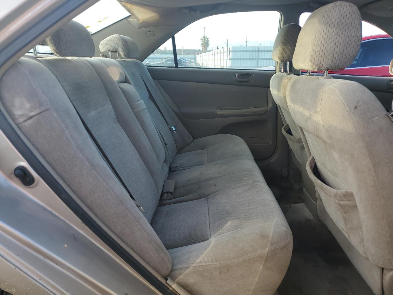 2004 Toyota Camry Le VIN: 4T1BF30K94U072481 Lot: 85060375