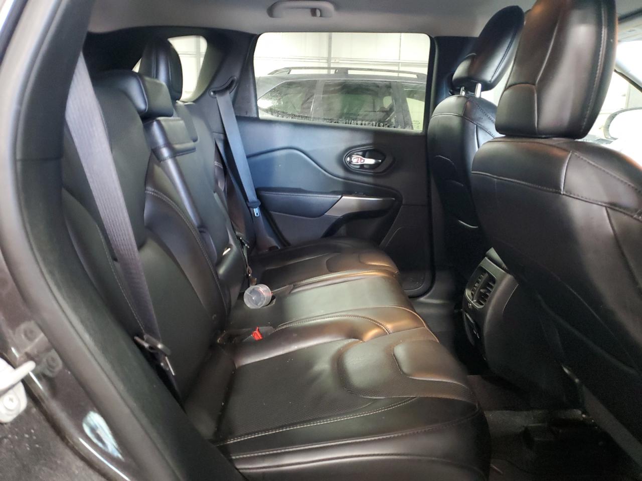 2019 Jeep Cherokee Limited VIN: 1C4PJMDX4KD237824 Lot: 85725635