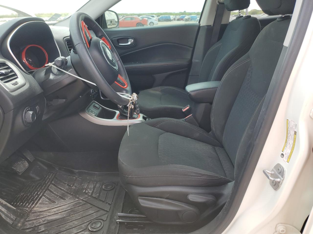 2018 Jeep Compass Sport VIN: 3C4NJCAB3JT438889 Lot: 89702995