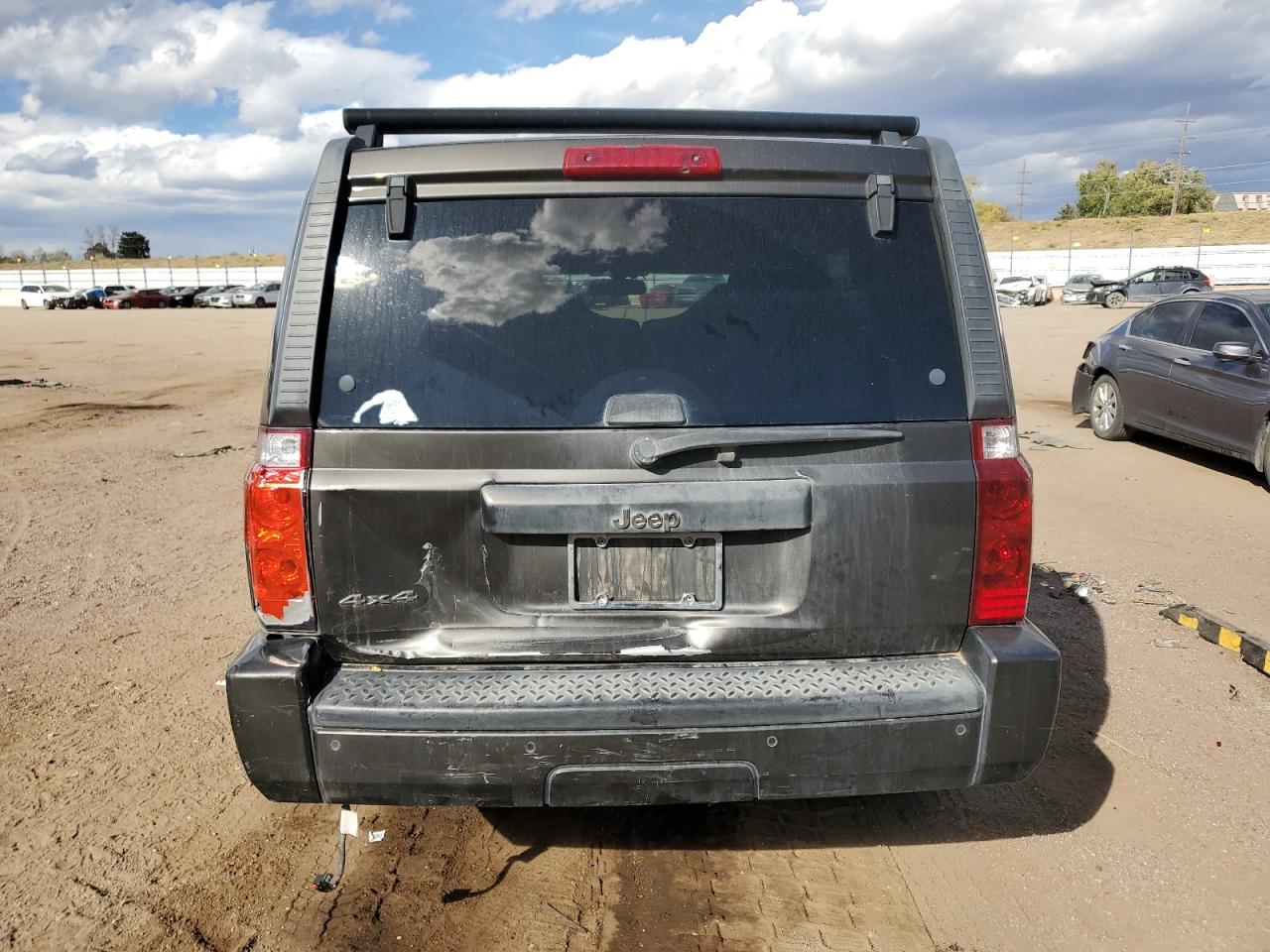 2006 Jeep Commander VIN: 1J8HG48K56C231472 Lot: 90295845