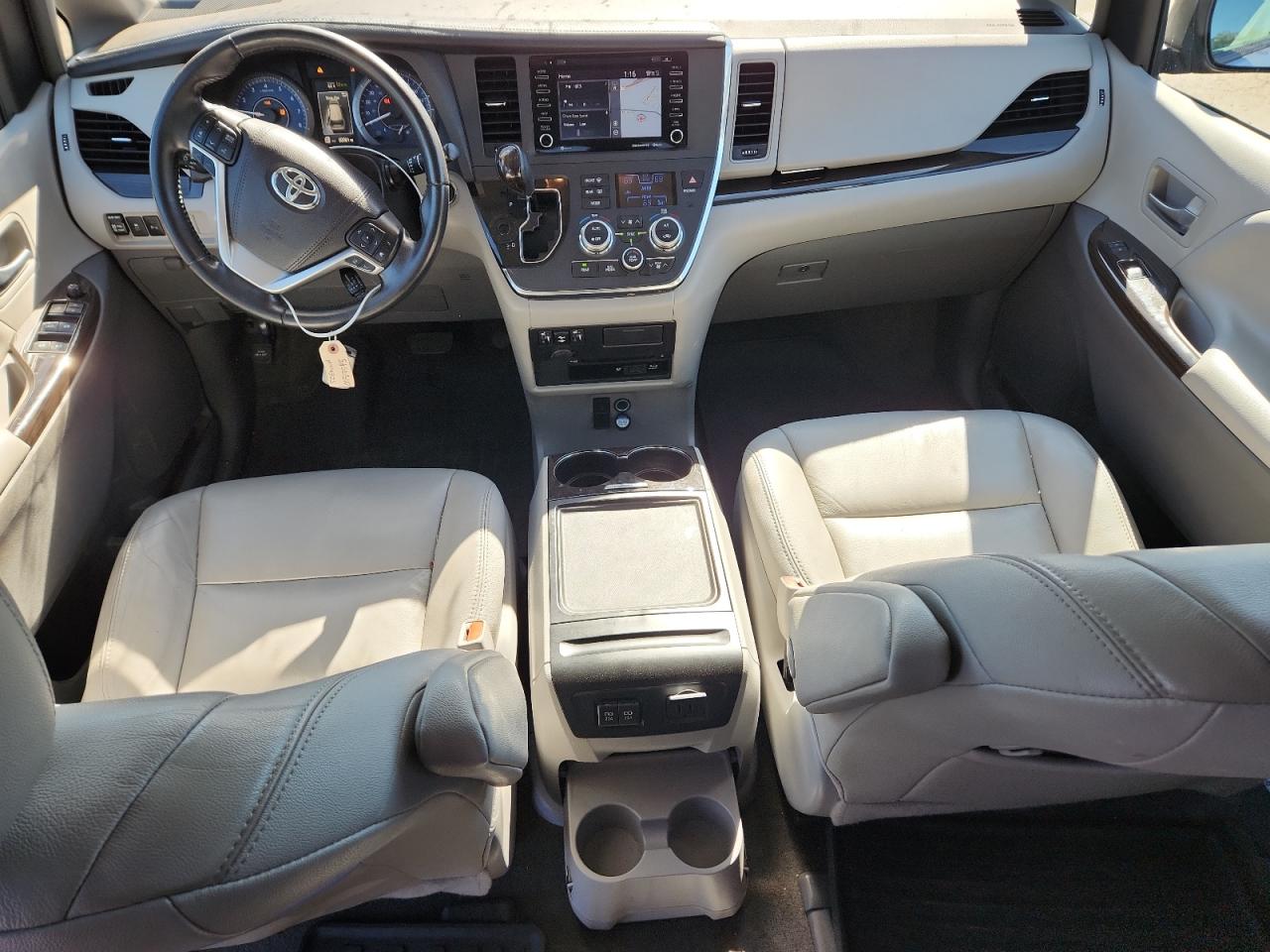 2018 Toyota Sienna Xle VIN: 5TDDZ3DC4JS199890 Lot: 85573625