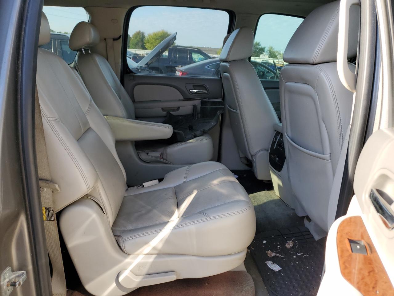 2007 GMC Yukon Xl K1500 VIN: 1GKFK16377J166925 Lot: 85564275