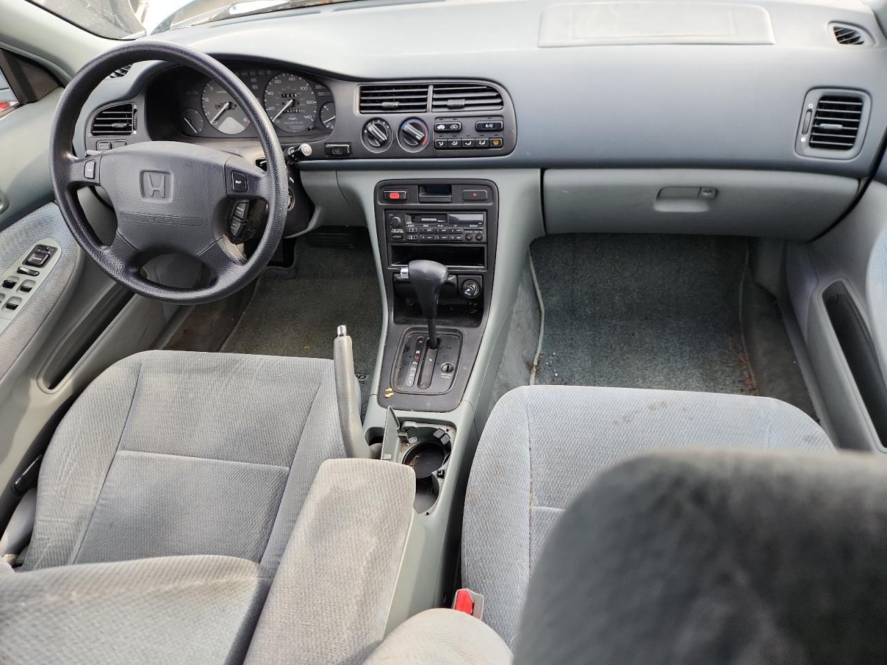 1996 Honda Accord Lx VIN: 1HGCD5631TA146147 Lot: 91059035