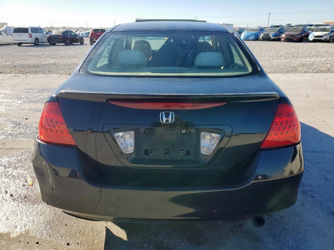 2007 Honda Accord Ex VIN: 1HGCM56777A136585 Lot: 90644775