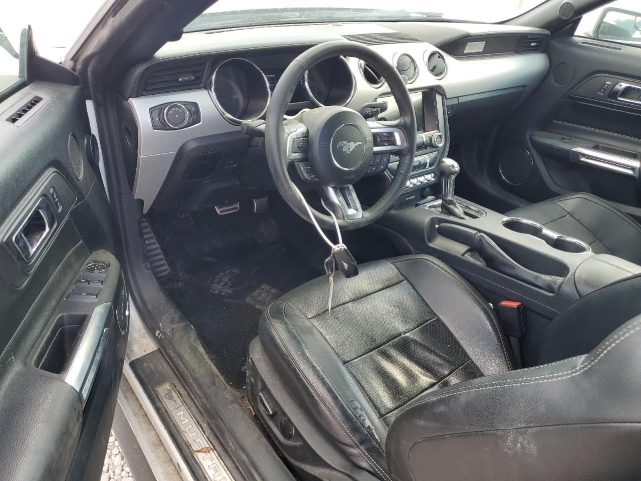 2017 Ford Mustang VIN: 1FATP8UH0H5220279 Lot: 82442125