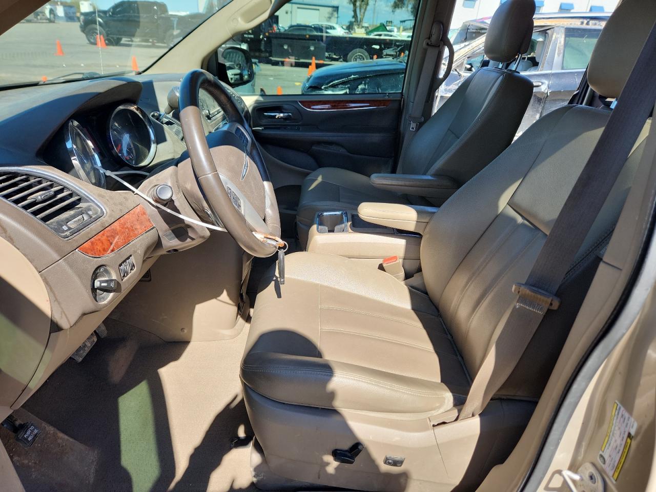 2014 Chrysler Town & Country Touring VIN: 2C4RC1BG5ER297715 Lot: 82398445