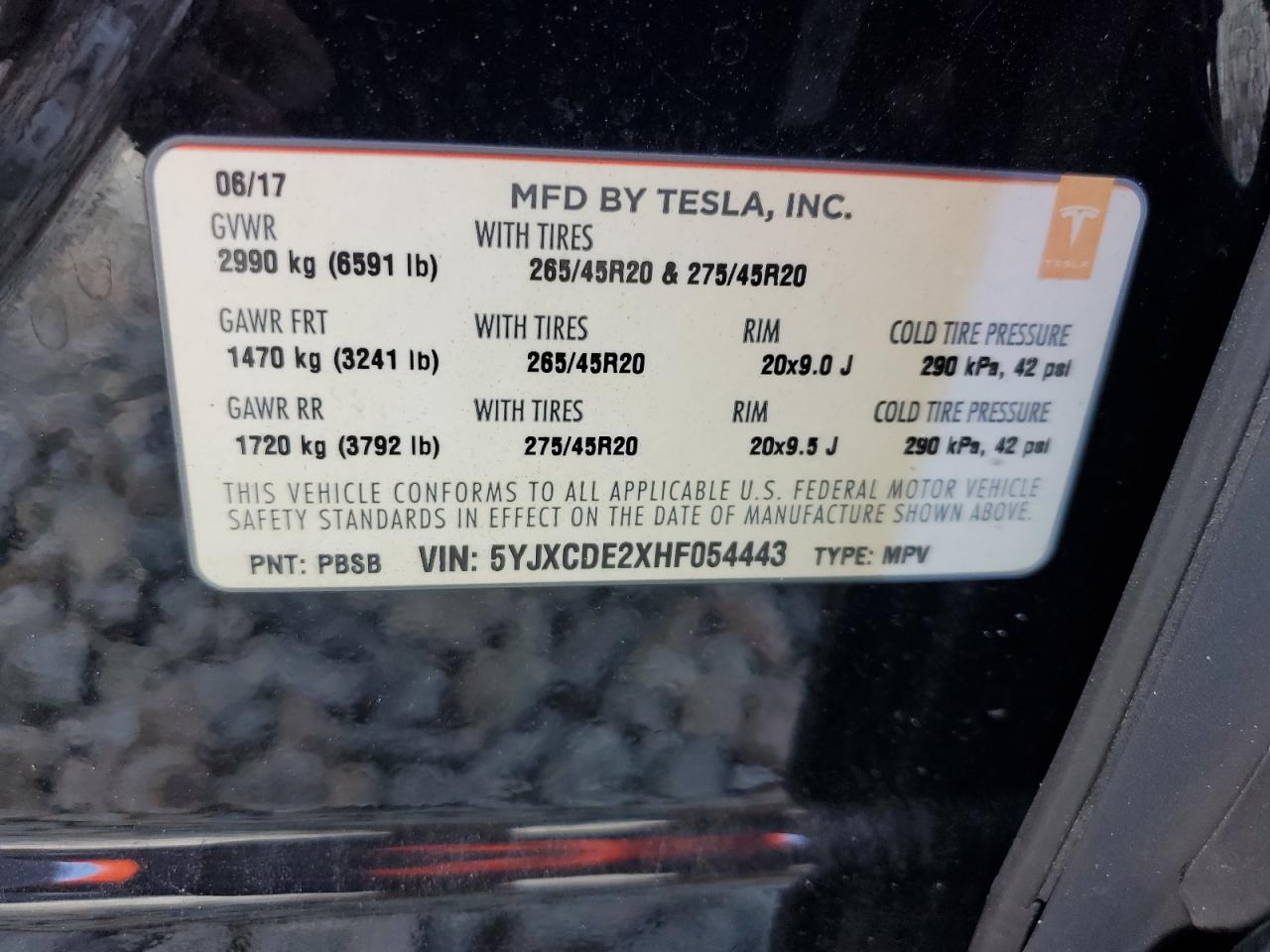 2017 Tesla Model X VIN: 5YJXCDE2XHF054443 Lot: 82227365