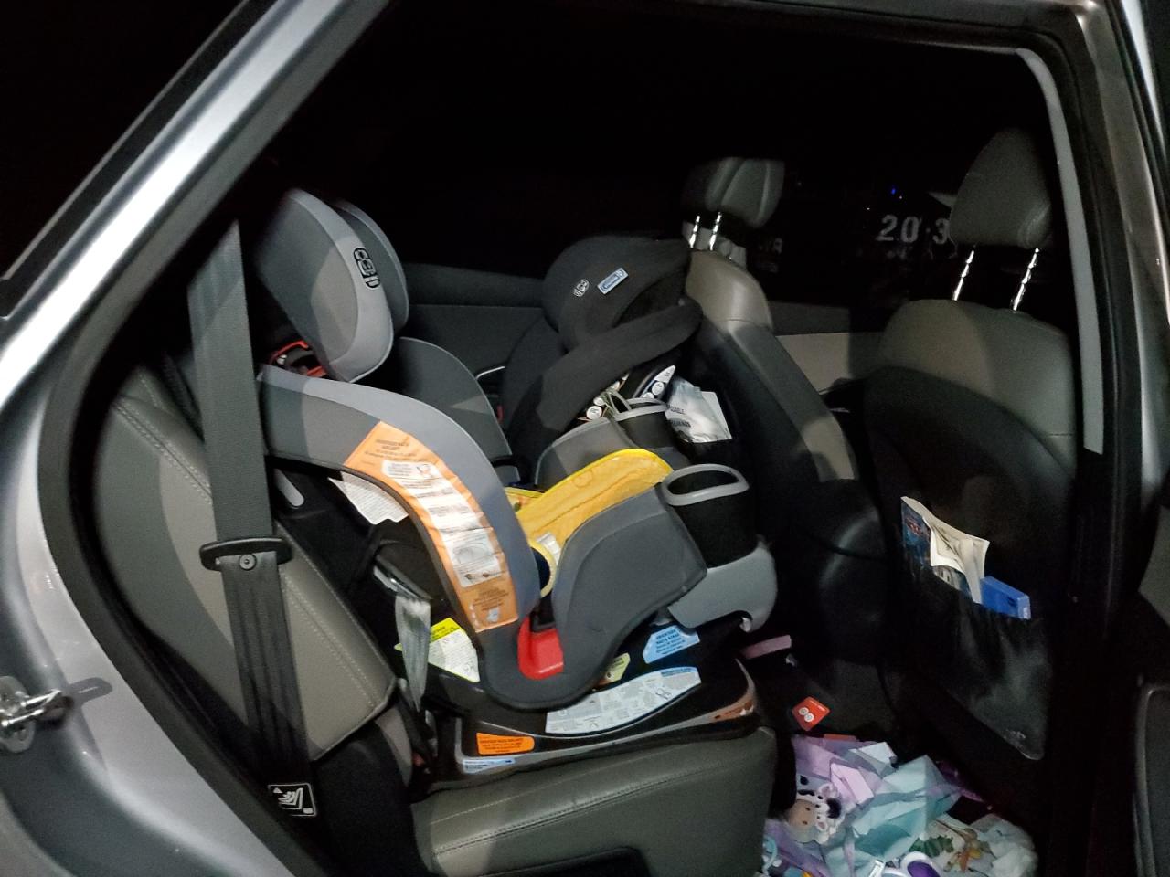 2018 Hyundai Santa Fe Se VIN: KM8SN4HF3JU289410 Lot: 86190885