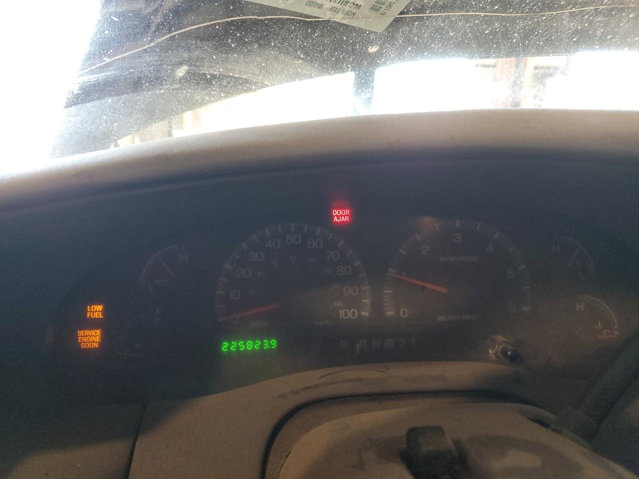 2001 Ford F150 VIN: 1FTRX18L61NC04622 Lot: 87402535