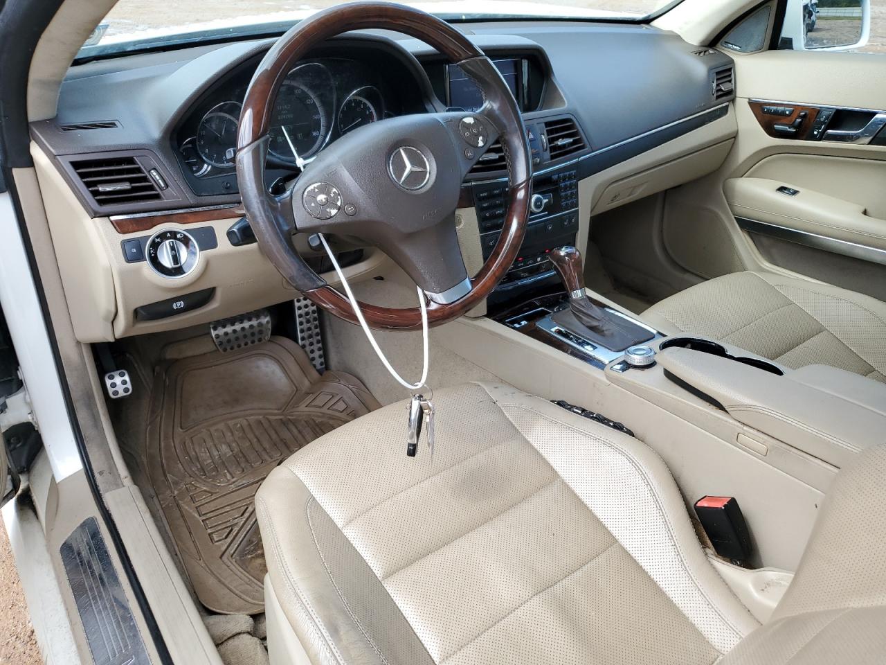 2011 Mercedes-Benz E 550 VIN: WDDKJ7CB4BF110986 Lot: 84399795