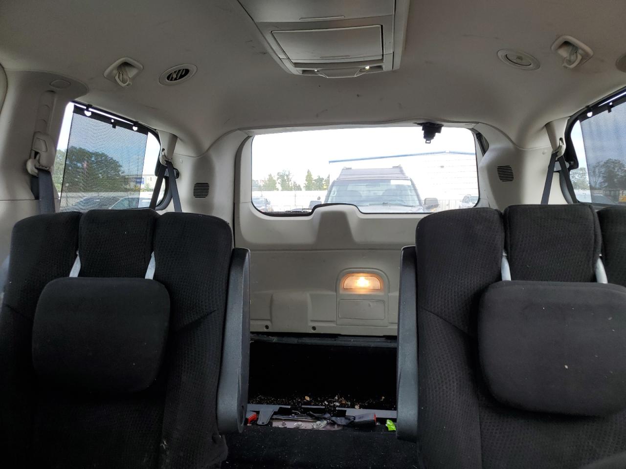 2015 Chrysler Town & Country Touring VIN: 2C4RC1BG8FR657027 Lot: 85485715