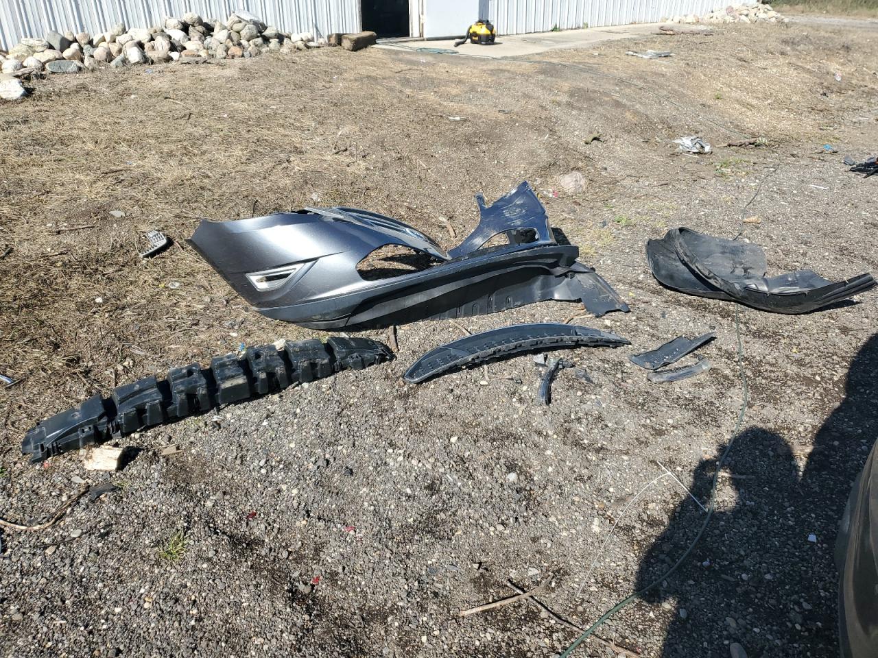 2011 Ford Taurus Sho VIN: 1FAHP2KT6BG104218 Lot: 87003305