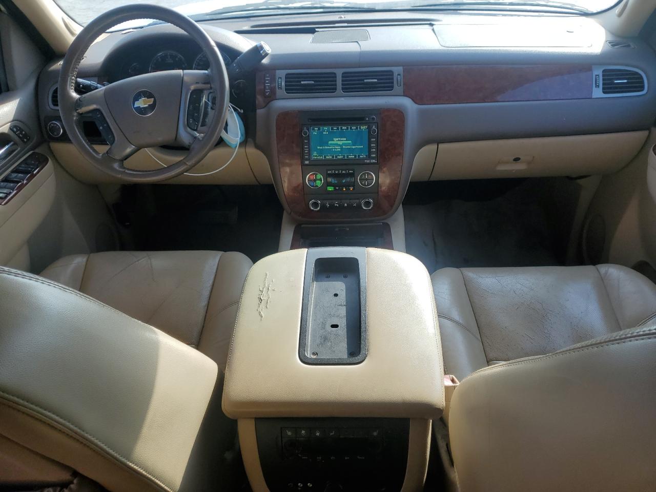 2010 Chevrolet Tahoe C1500 Ltz VIN: 1GNUCCE0XAR290190 Lot: 85536975