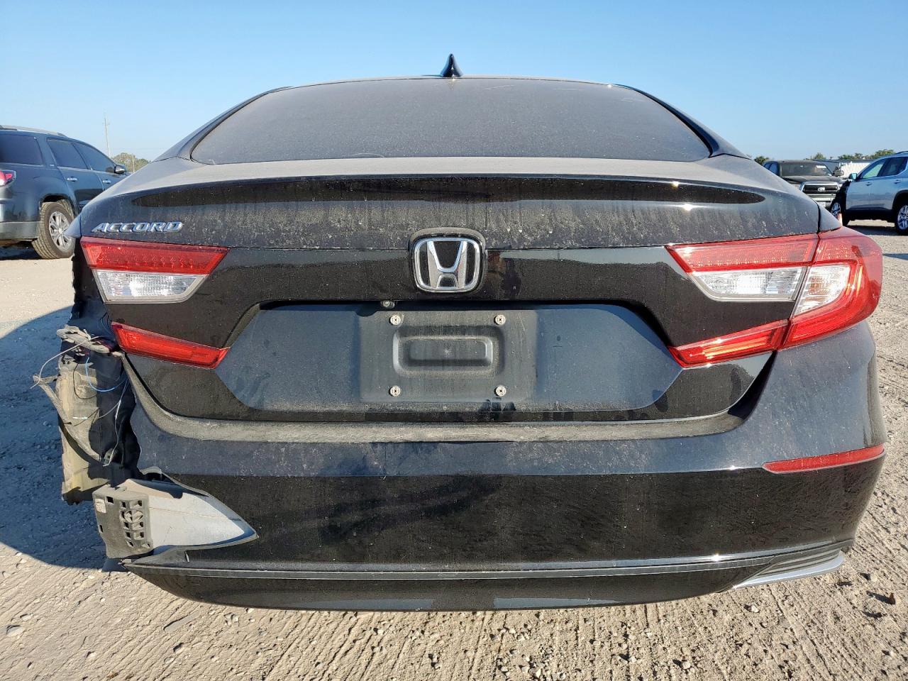 2019 Honda Accord Ex VIN: 1HGCV1F44KA032916 Lot: 82367365
