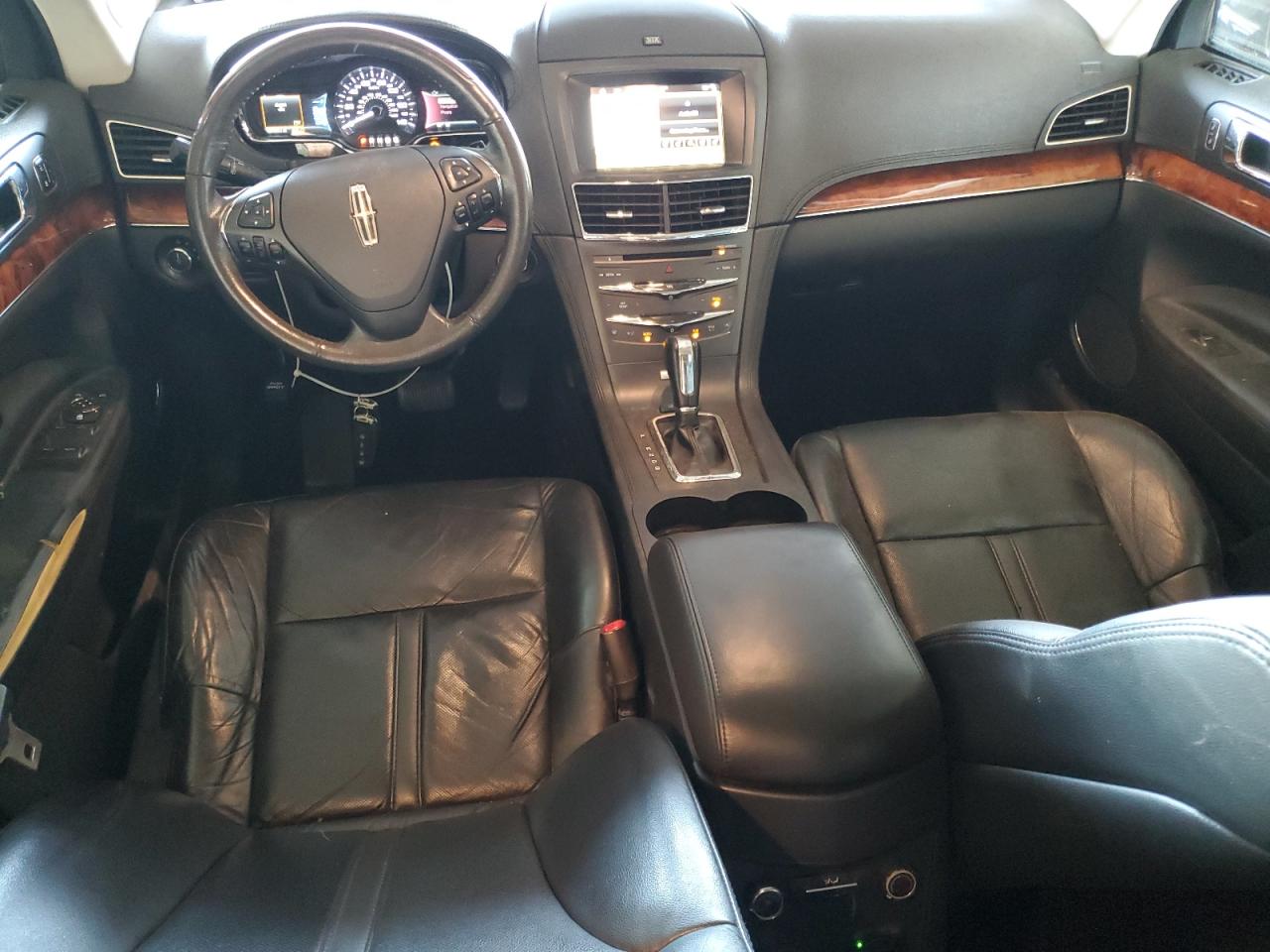 2019 Lincoln Mkt VIN: 2LMHJ5AT1KBL01979 Lot: 87437945