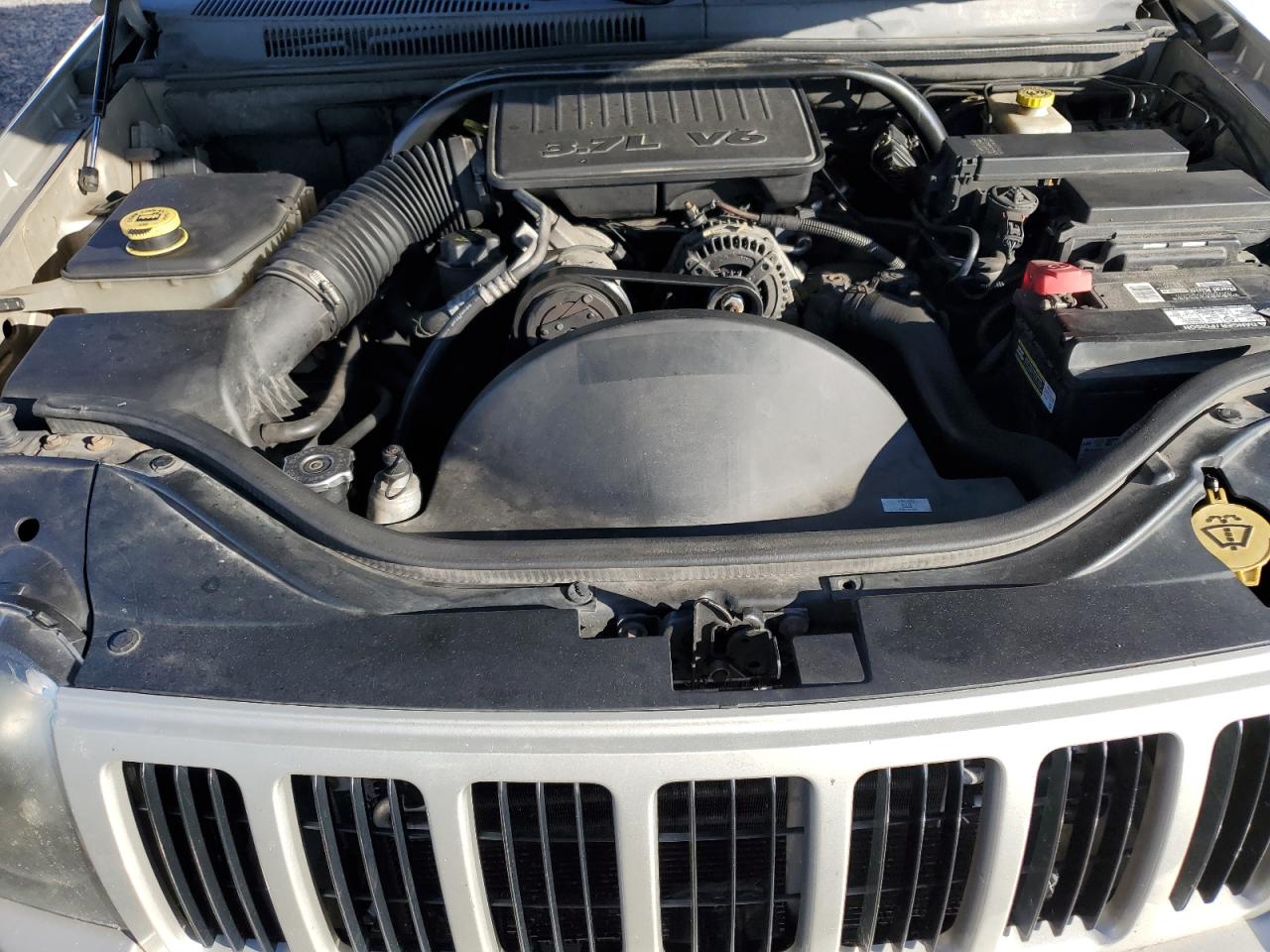 2007 Jeep Grand Cherokee Laredo VIN: 1J8GR48K77C582990 Lot: 85099335