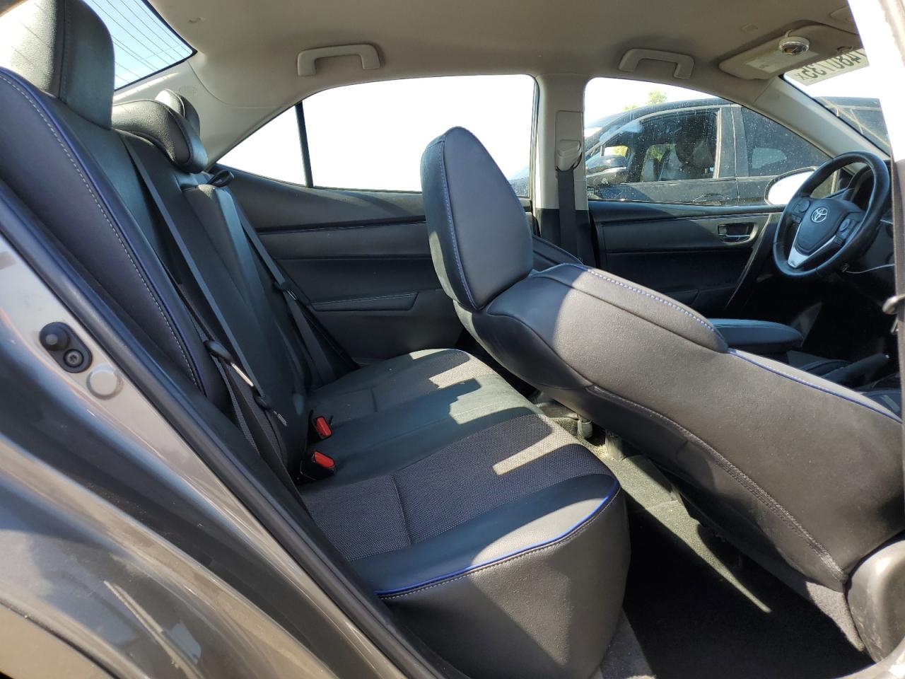 2019 Toyota Corolla L VIN: 5YFBURHEXKP906215 Lot: 87480735