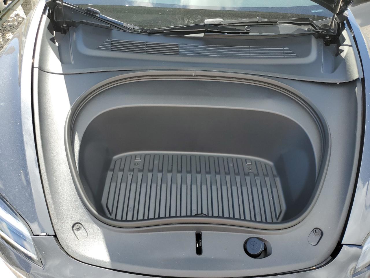 2025 Tesla Model 3 VIN: 5YJ3E1EAXSF040693 Lot: 89459025