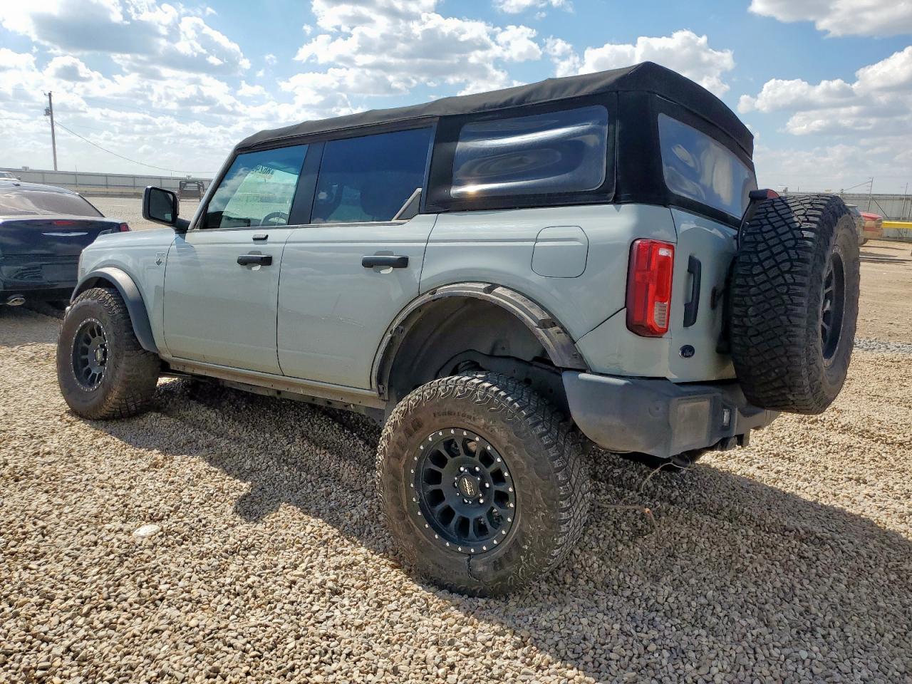 2021 Ford Bronco Base VIN: 1FMDE5BH1MLA96935 Lot: 86242635