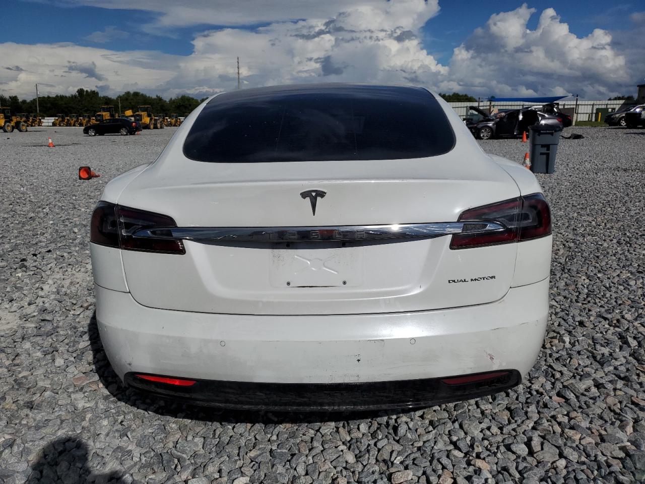 2020 Tesla Model S VIN: 5YJSA1E20LF351485 Lot: 85580795