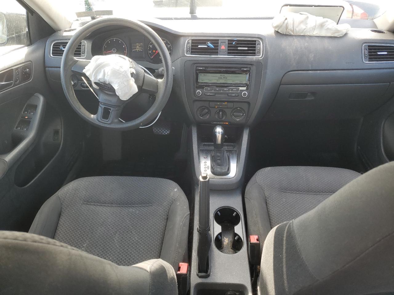 2011 Volkswagen Jetta Base VIN: 3VW2K7AJ0BM092680 Lot: 85128145