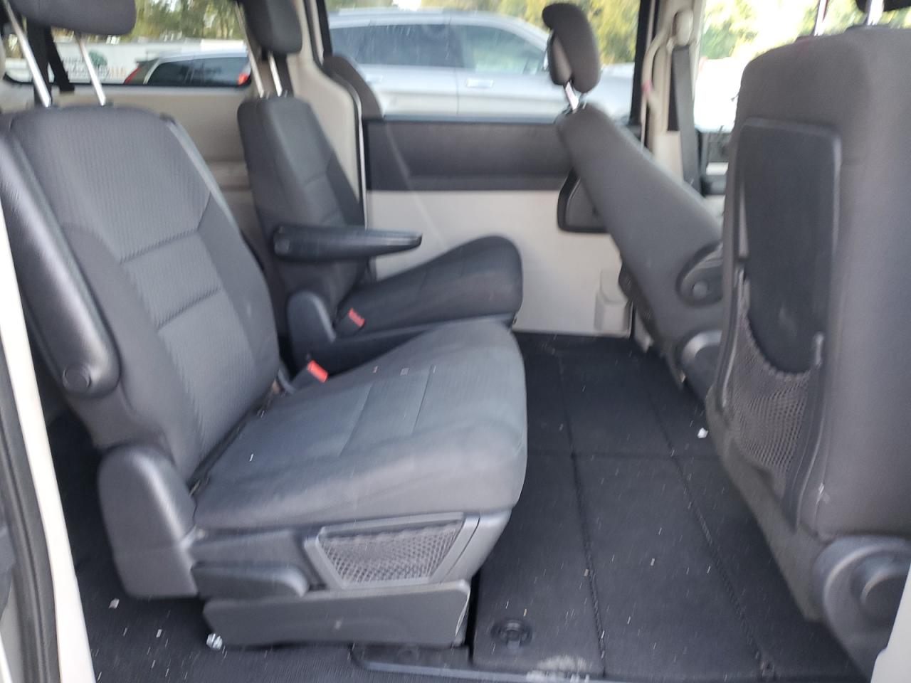 2010 Dodge Grand Caravan Sxt VIN: 2D4RN5D17AR434368 Lot: 84520975