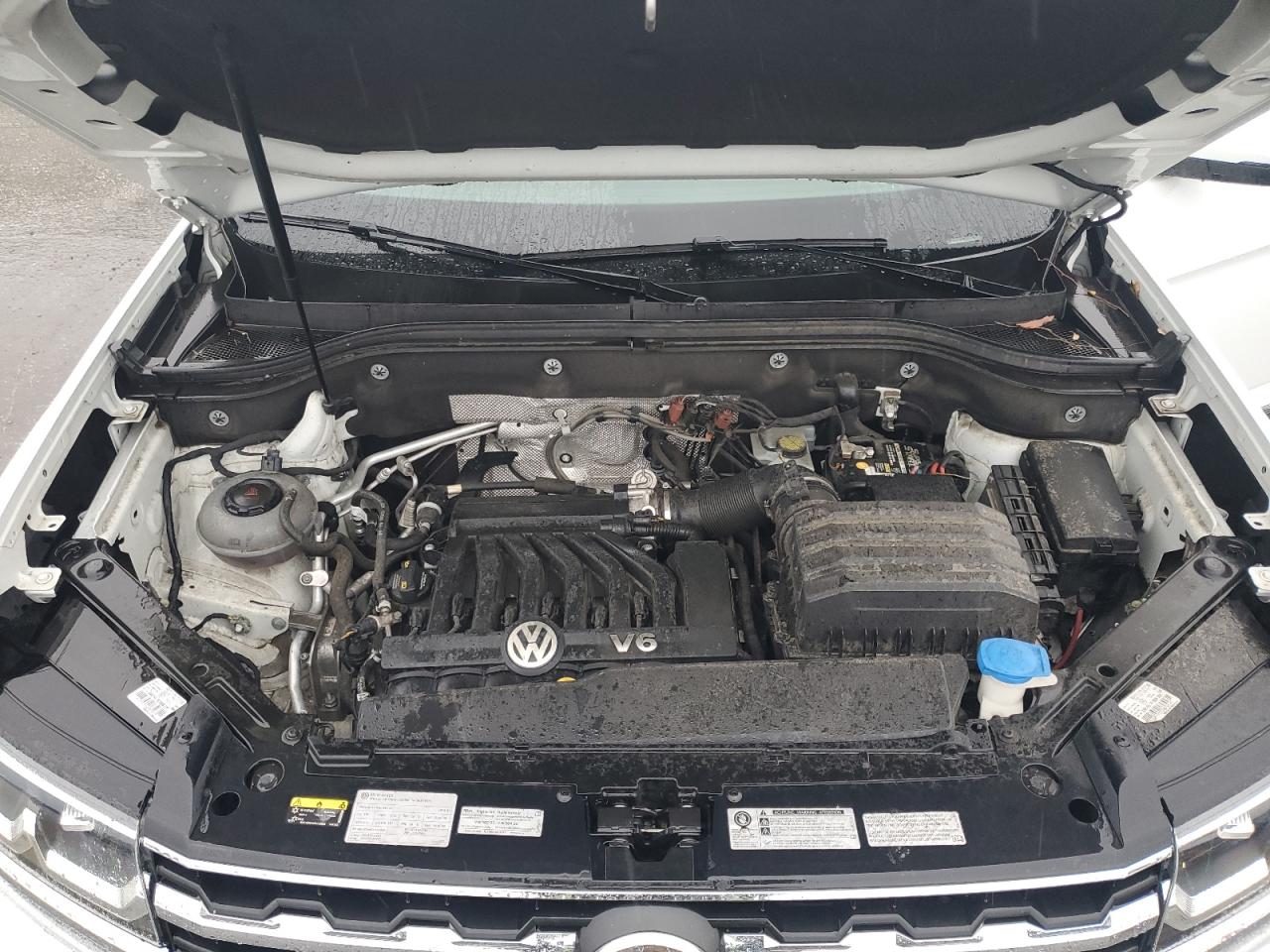 2018 Volkswagen Atlas Sel VIN: 1V2MR2CA0JC555990 Lot: 84043015