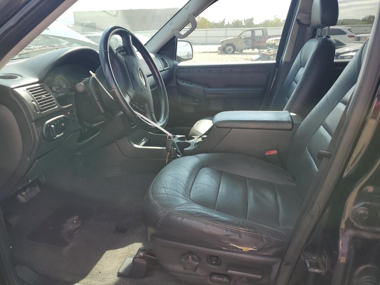 2004 Ford Explorer Limited VIN: 1FMDU75W24UA18246 Lot: 85919815