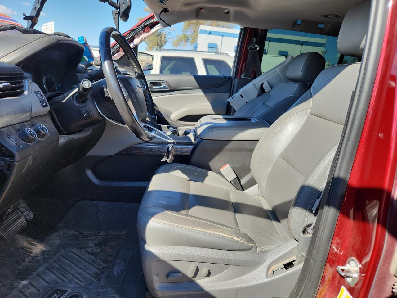 2017 Chevrolet Suburban K1500 Lt VIN: 1GNSKHKC3HR396044 Lot: 84792625