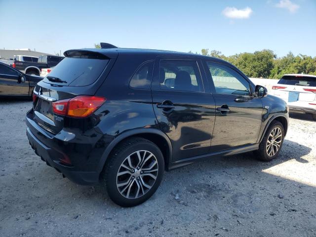  MITSUBISHI OUTLANDER 2018 Черный