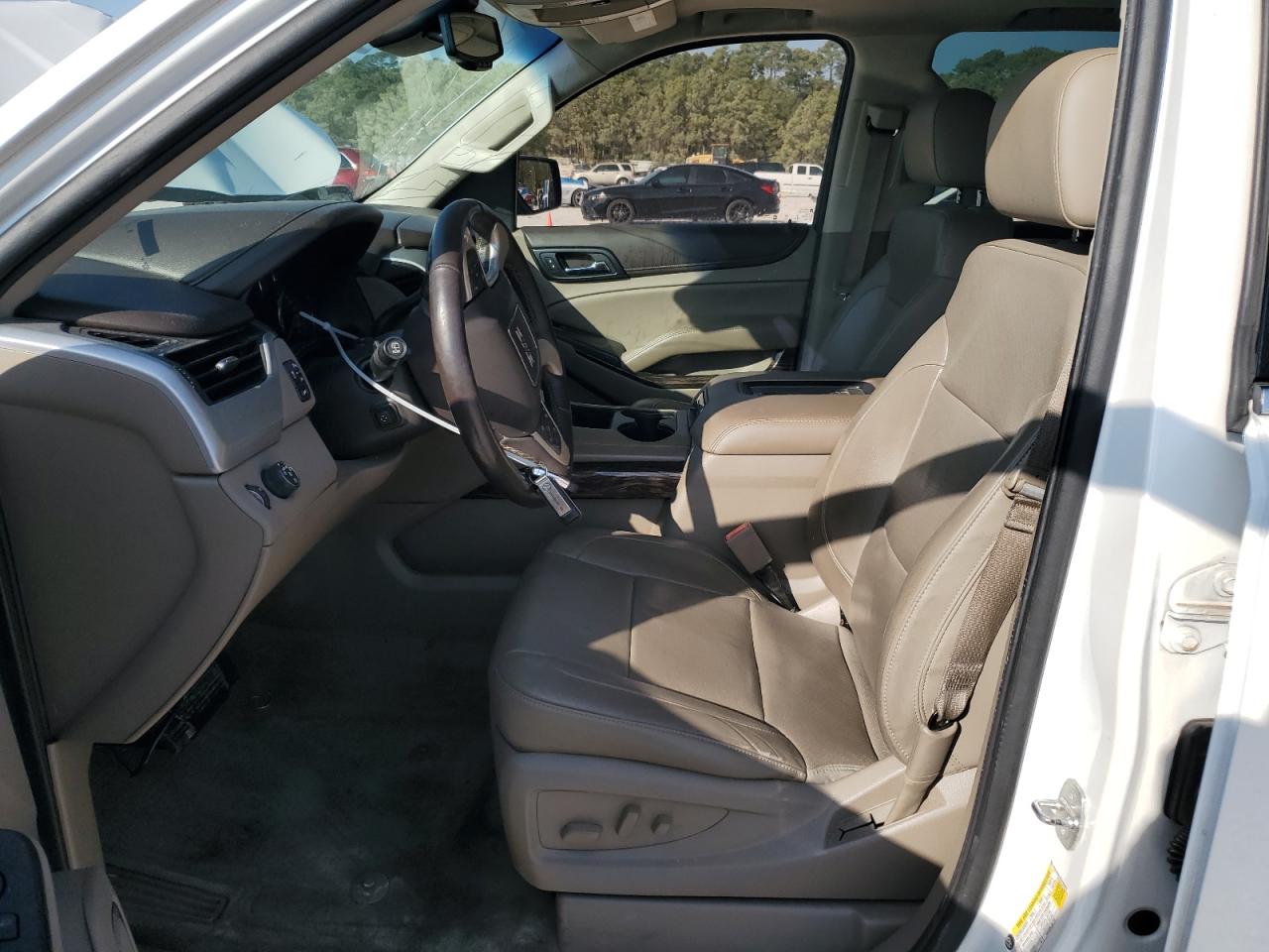 2016 GMC Yukon Slt VIN: 1GKS1BKC4GR400999 Lot: 89864755