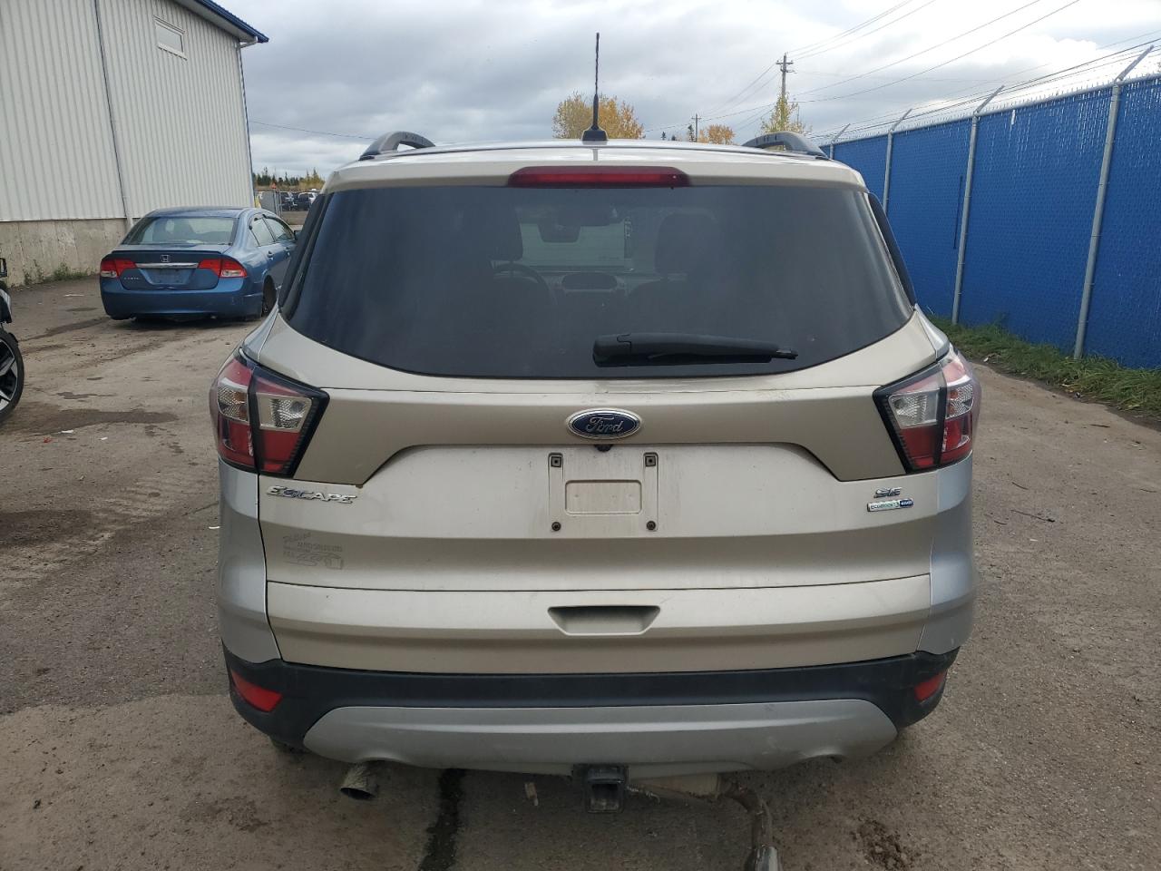 2017 Ford Escape Se VIN: 1FMCU9GD8HUE19194 Lot: 90589585