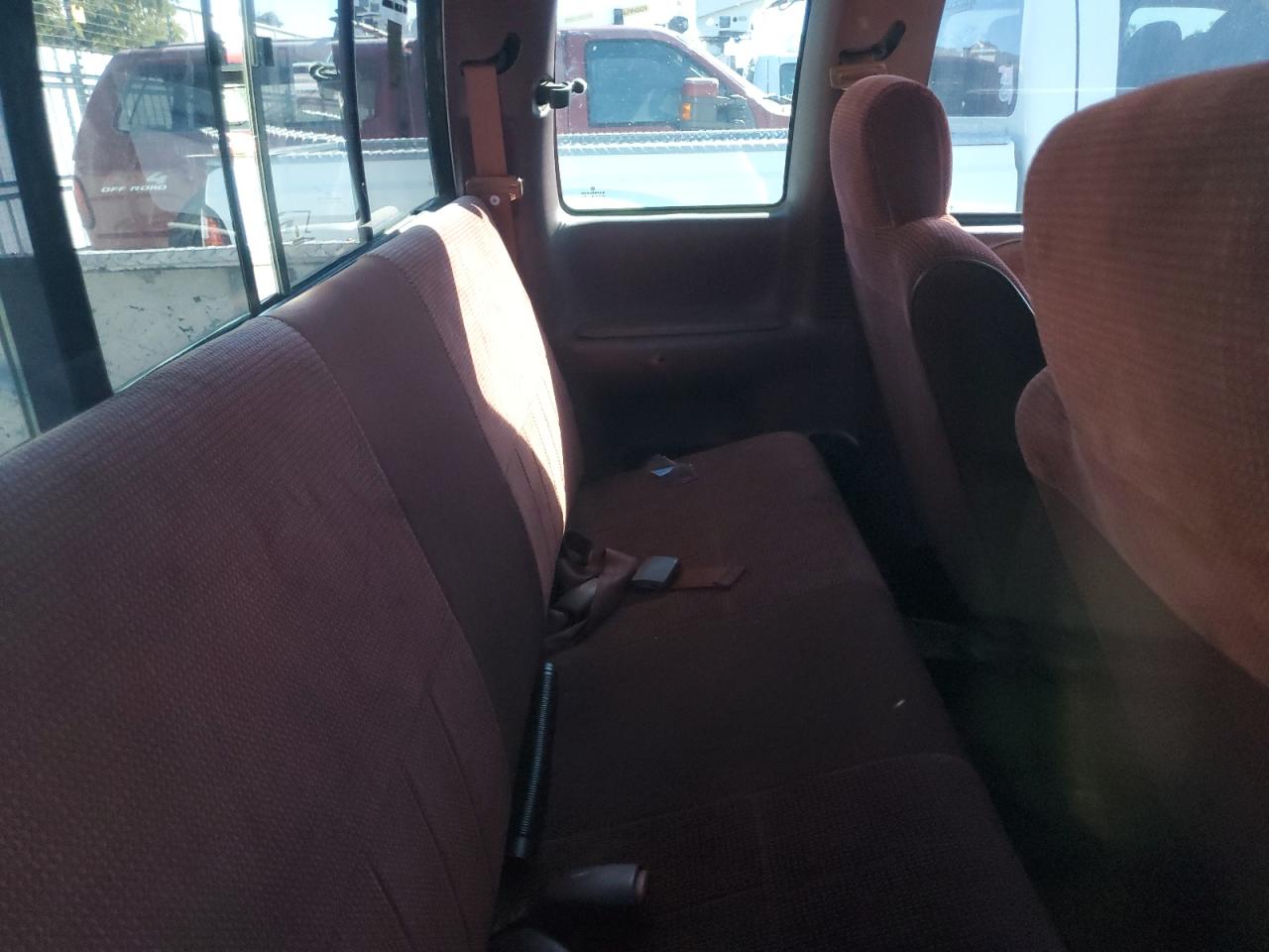 1995 Dodge Ram 3500 VIN: 3B7MC33C8SM188265 Lot: 90483225