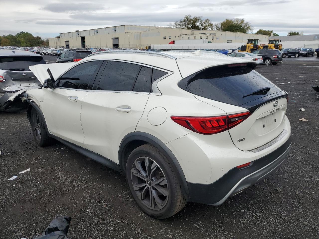 QX30 QX30