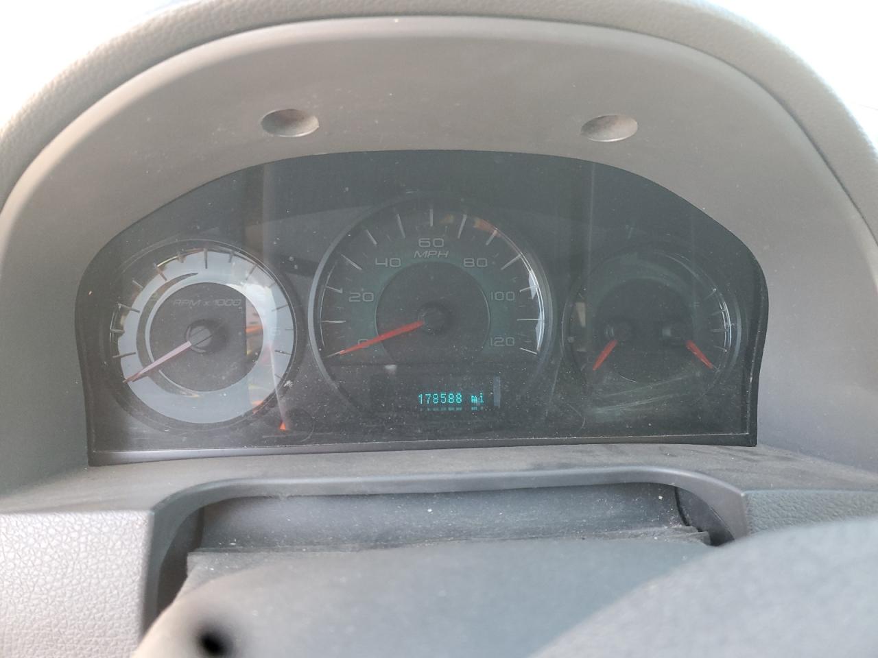 2010 Ford Fusion Se VIN: 3FAHP0HA3AR131667 Lot: 89629055