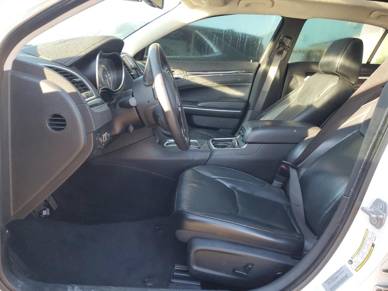 2017 Chrysler 300C VIN: 2C3CCAEG2HH586700 Lot: 85312975