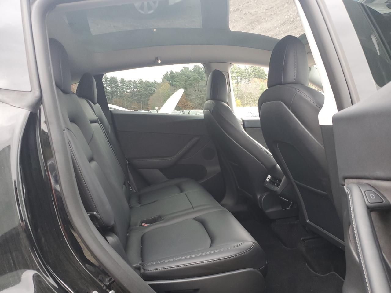 2022 Tesla Model Y VIN: 7SAYGAEE8NF565939 Lot: 86763055