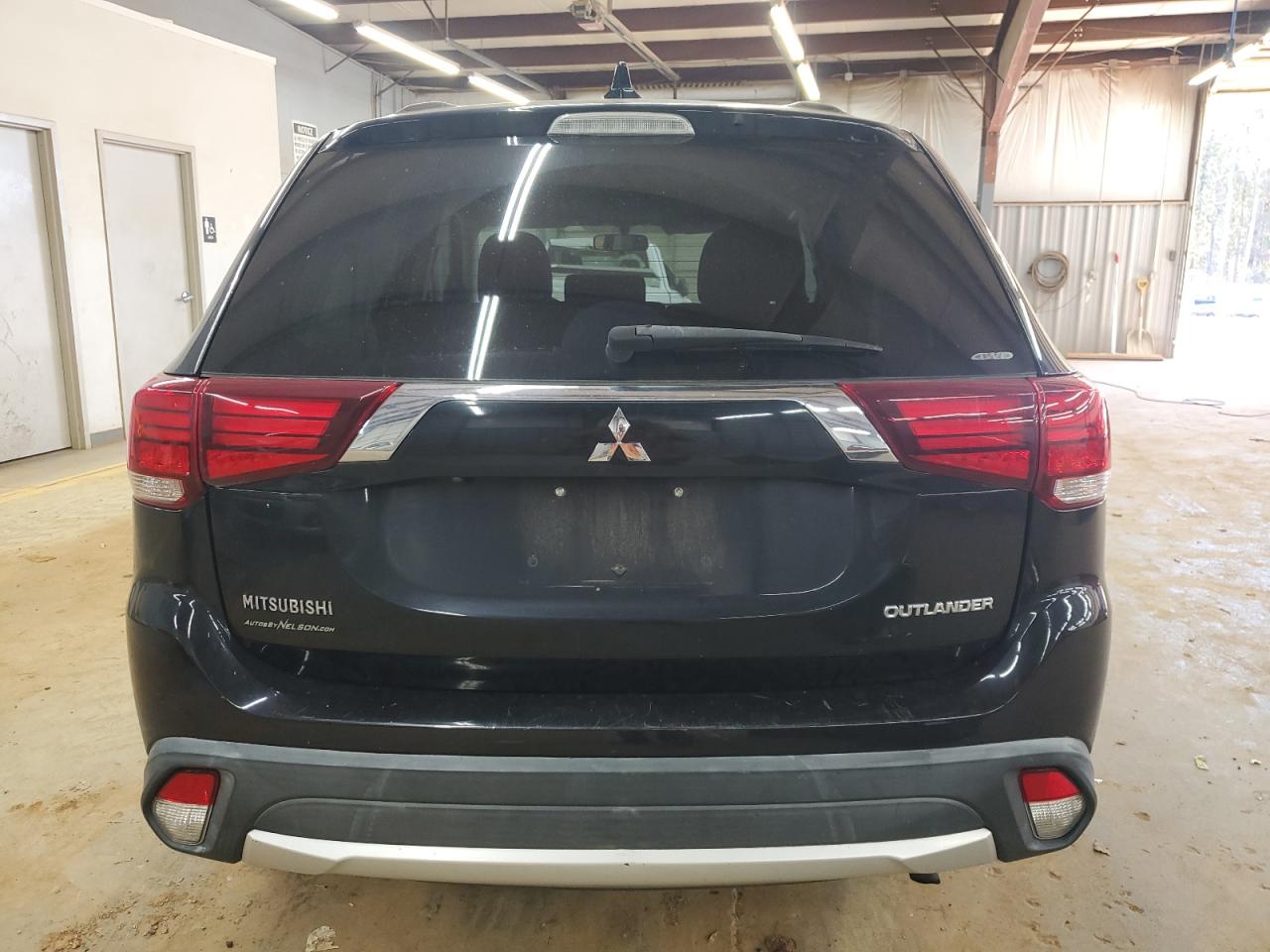 2017 Mitsubishi Outlander Es VIN: JA4AZ2A33HZ030660 Lot: 90908035
