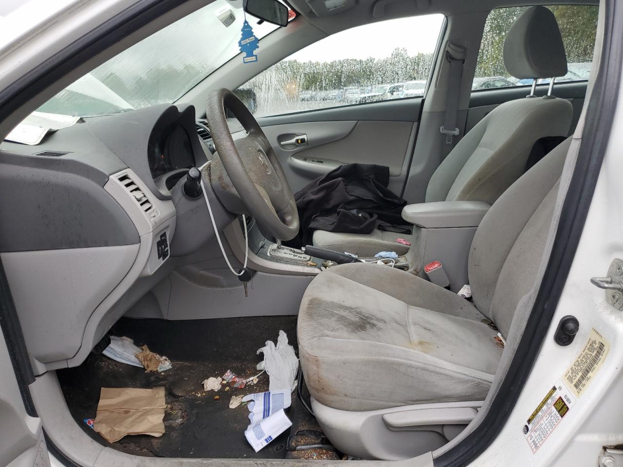 2010 Toyota Corolla Base VIN: 1NXBU4EE5AZ165346 Lot: 85854105