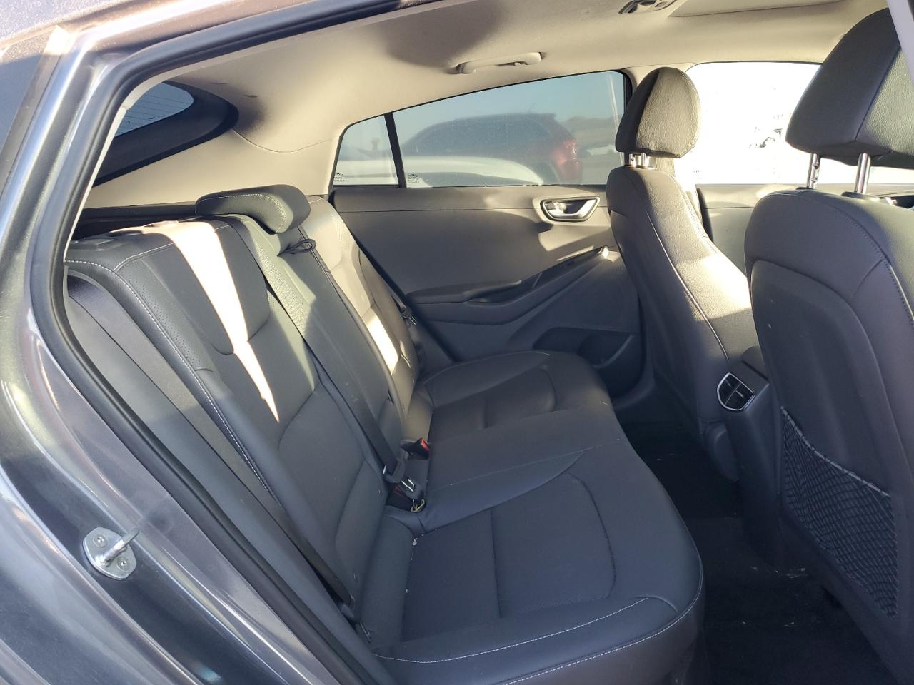 2019 Hyundai Ioniq Limited VIN: KMHC05LC4KU110623 Lot: 82286405